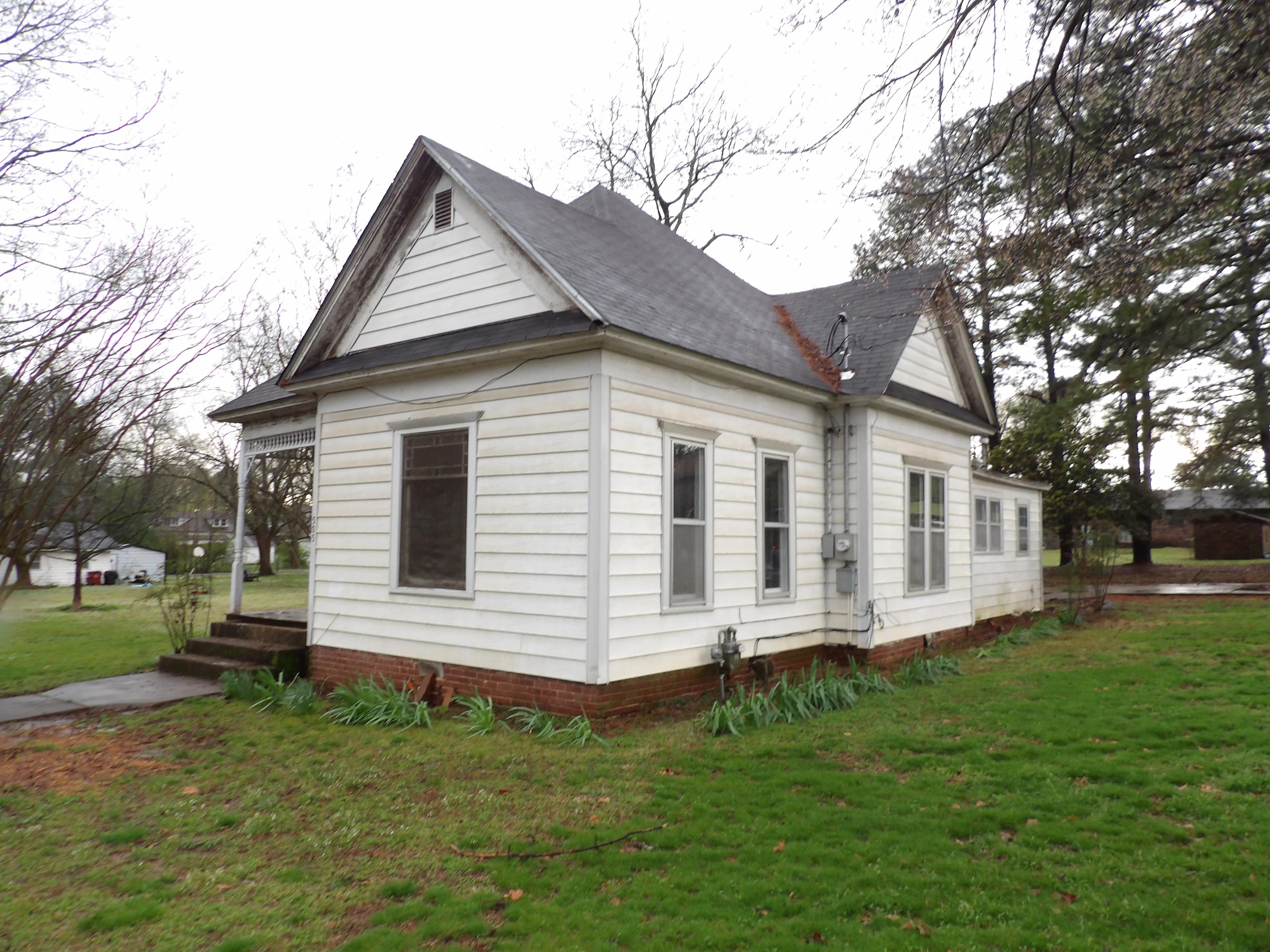 505 Avenue 2 Northeast