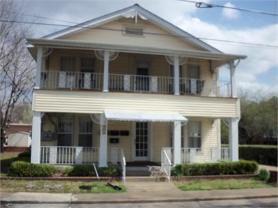 203 South Cravens Street - 1